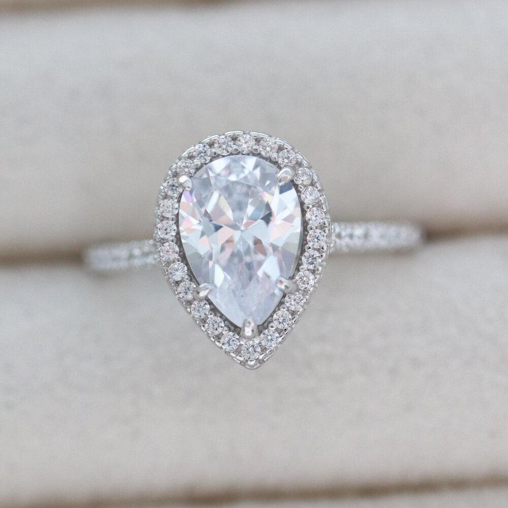 S925 Teardrop Style Pearshape AAA CZ Diamond Halo Pave Ring Sterling Silver